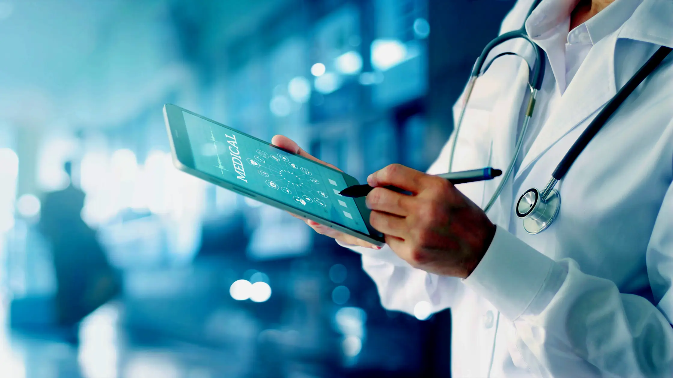 How the Healthcare Industry Can Benefit from Contract Management Software