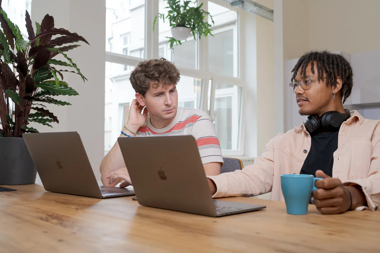 Learn how to build trust with intelligent contract management - Dock 365 blog